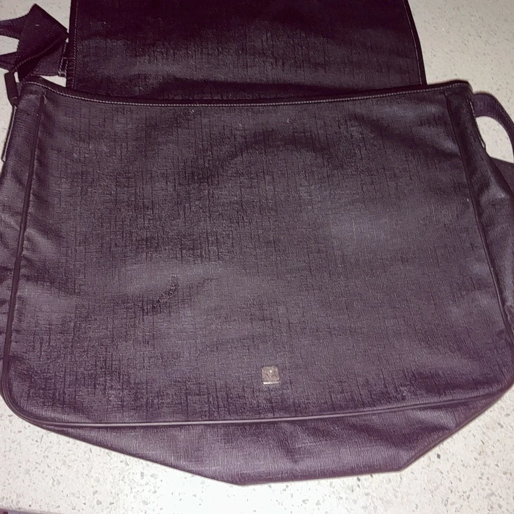 100% AUTH GUCCI INTERLOCKING GG BLACK CANVAS SHOULDER CROSSBODY BIG BAG‎ LAPTOP - Picture 2 of 6